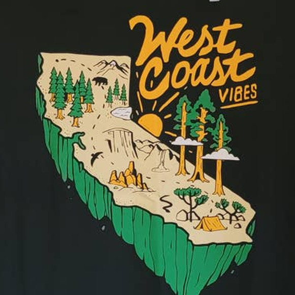 New! West Coast Vibes Tee! Boys XL - Picture 4 of 4
